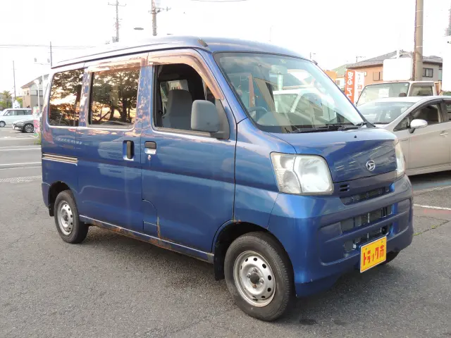 ダイハツ ハイゼットバン EBD-S331V(4WD)の写真4