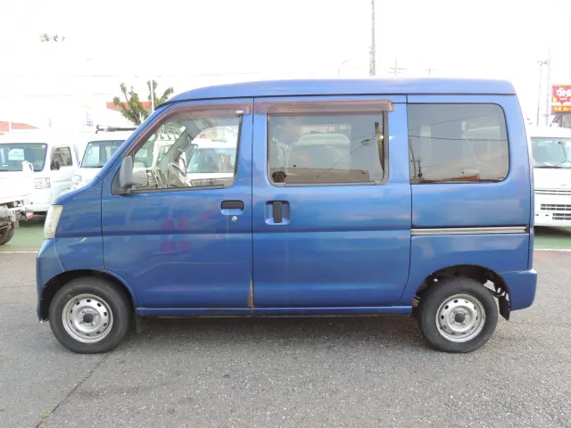 ダイハツ ハイゼットバン EBD-S331V(4WD)の写真11