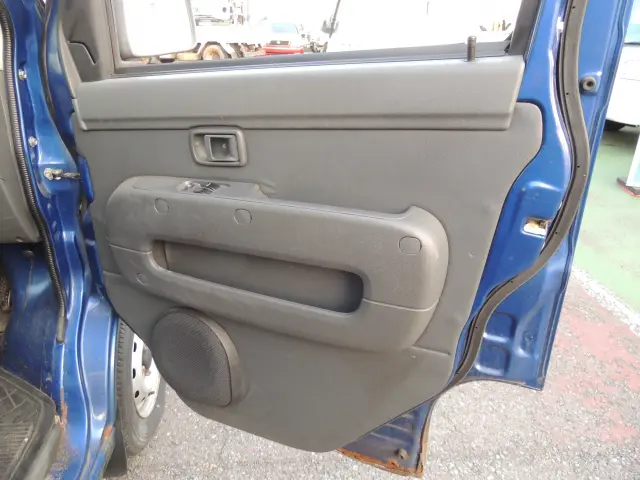 ダイハツ ハイゼットバン EBD-S331V(4WD)の写真22