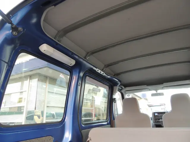 ダイハツ ハイゼットバン EBD-S331V(4WD)の写真27