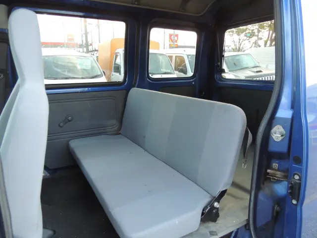 ダイハツ ハイゼットバン EBD-S331V(4WD)の写真28