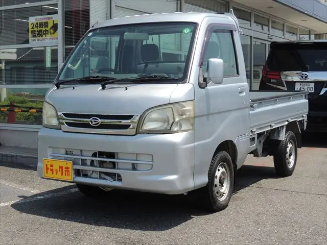 ダイハツ ハイゼットトラック EBD-S201P(2WD)の写真1