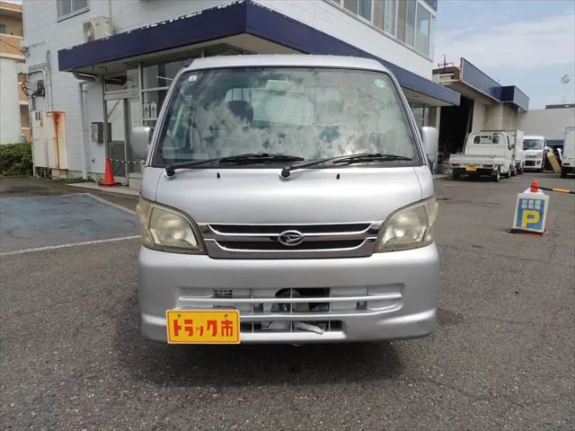 ダイハツ ハイゼットトラック EBD-S201P(2WD)の写真3