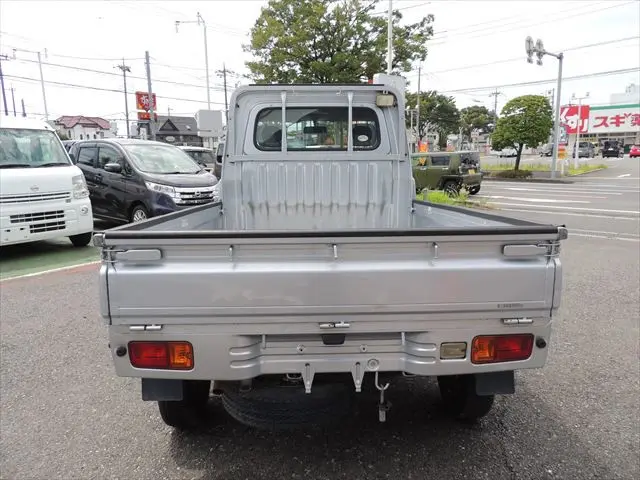 ダイハツ ハイゼットトラック EBD-S201P(2WD)の写真9