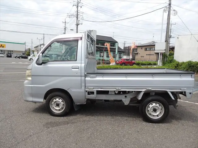 ダイハツ ハイゼットトラック EBD-S201P(2WD)の写真13