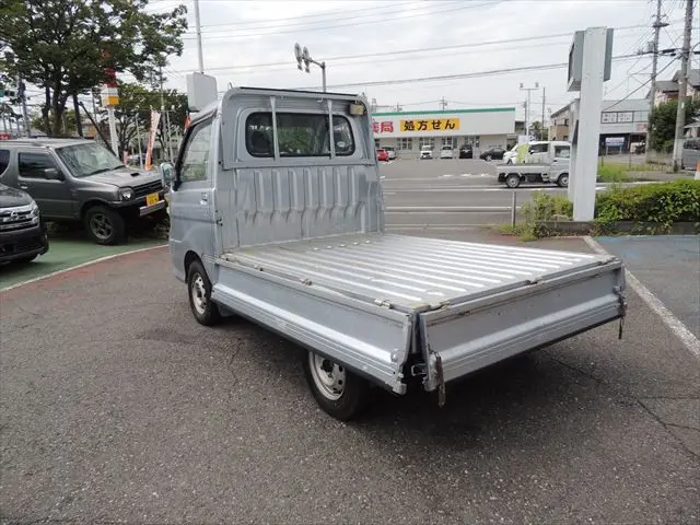 ダイハツ ハイゼットトラック EBD-S201P(2WD)の写真25