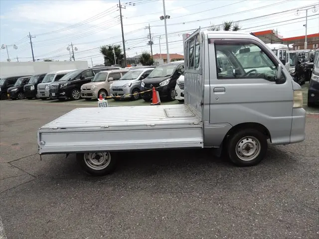 ダイハツ ハイゼットトラック EBD-S201P(2WD)の写真28
