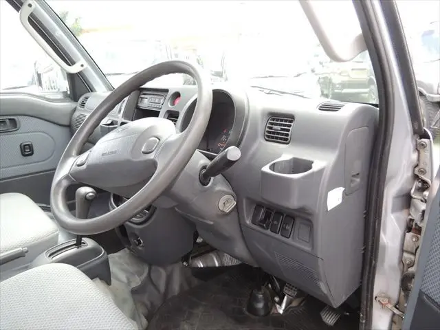 ダイハツ ハイゼットトラック EBD-S201P(2WD)の写真35