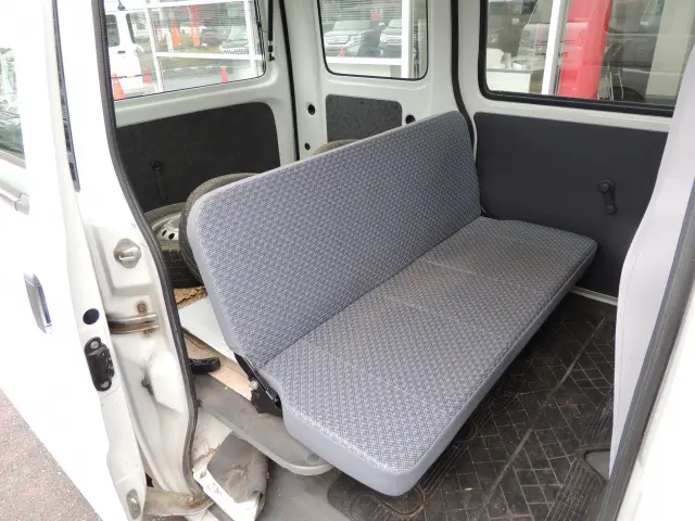 ダイハツ ハイゼットバン EBD-S331V(4WD)の写真18