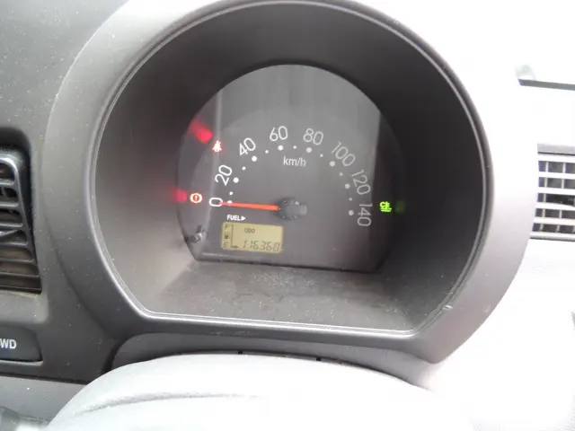 ダイハツ ハイゼットバン EBD-S331V(4WD)の写真26