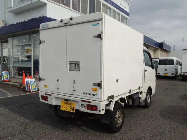 ダイハツ ハイゼットトラック EBD-S500P(2WD)の写真8