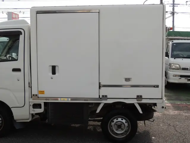 ダイハツ ハイゼットトラック EBD-S500P(2WD)の写真12