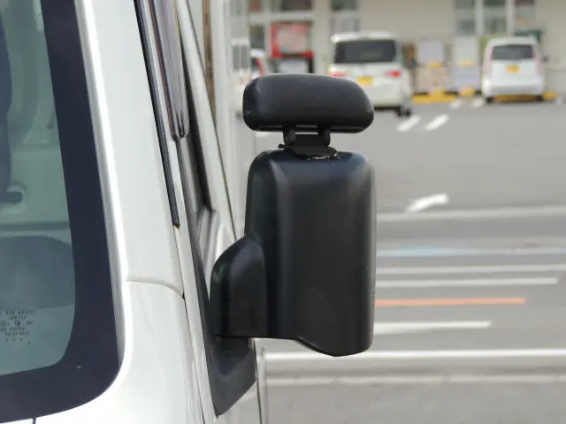 ダイハツ ハイゼットトラック EBD-S500P(2WD)の写真16