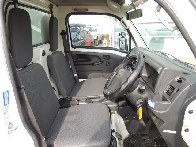 ダイハツ ハイゼットトラック EBD-S500P(2WD)の写真28