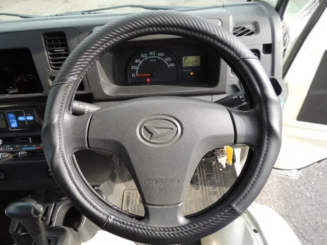 ダイハツ ハイゼットトラック EBD-S500P(2WD)の写真31
