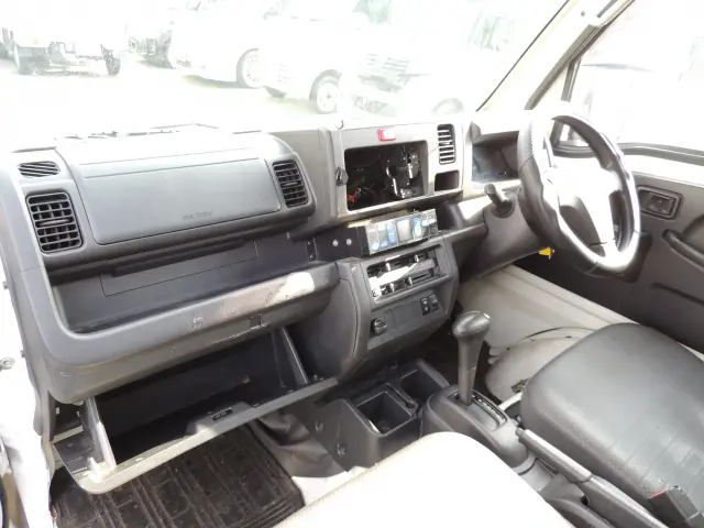 ダイハツ ハイゼットトラック EBD-S500P(2WD)の写真49
