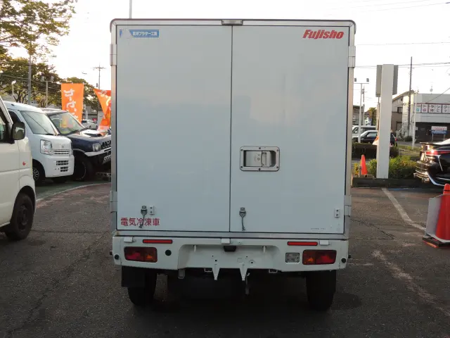 ダイハツ ハイゼットトラック EBD-S500P(2WD)の写真10