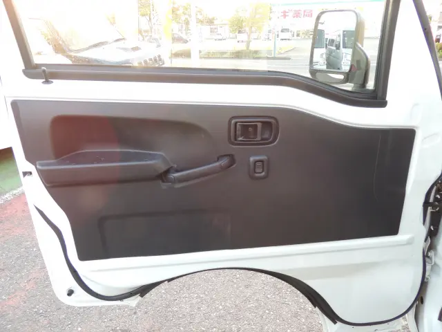 ダイハツ ハイゼットトラック EBD-S500P(2WD)の写真23
