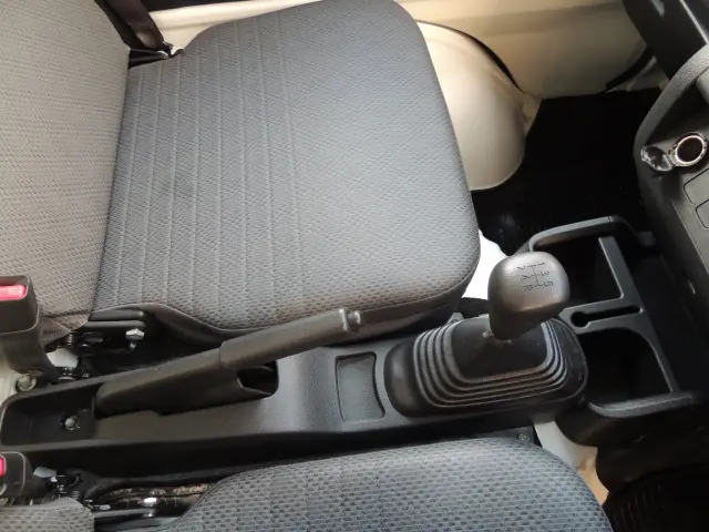 ダイハツ ハイゼットトラック EBD-S500P(2WD)の写真31