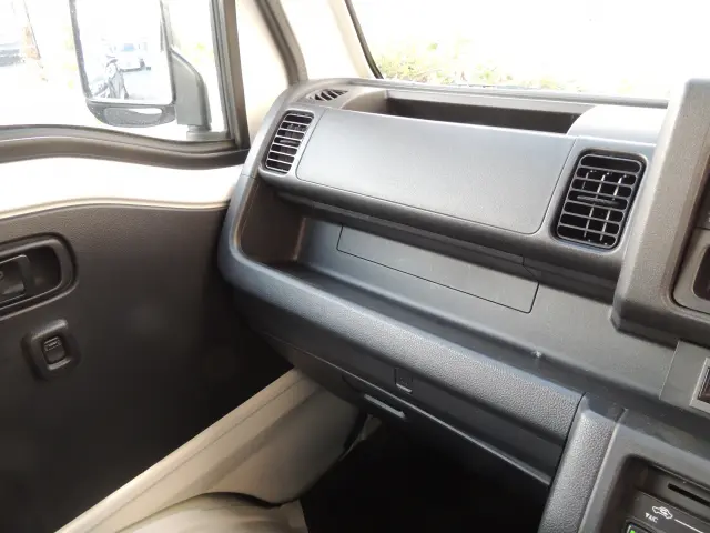 ダイハツ ハイゼットトラック EBD-S500P(2WD)の写真32