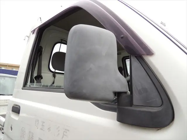 ダイハツ ハイゼットトラック EBD-S201P(2WD)の写真3