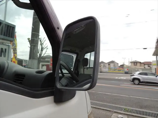 ダイハツ ハイゼットトラック EBD-S201P(2WD)の写真4