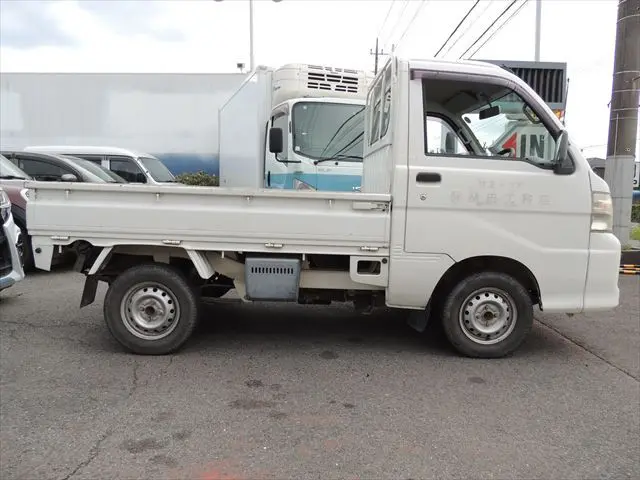 ダイハツ ハイゼットトラック EBD-S201P(2WD)の写真11
