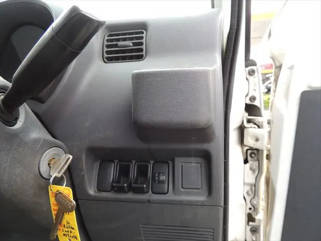 ダイハツ ハイゼットトラック EBD-S201P(2WD)の写真38