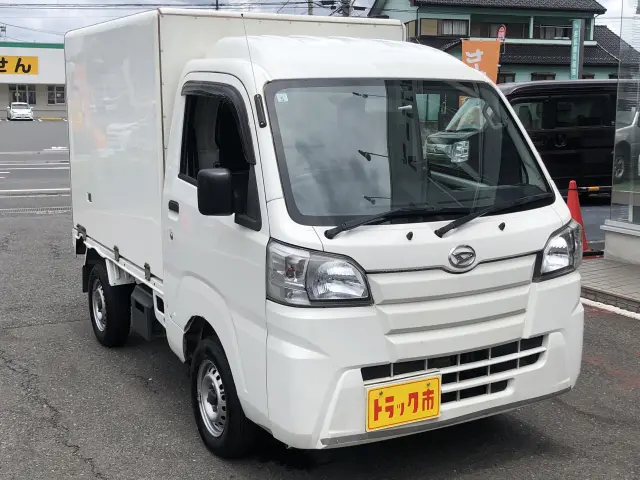 ダイハツ ハイゼットトラック EBD-S500P(2WD)の写真3