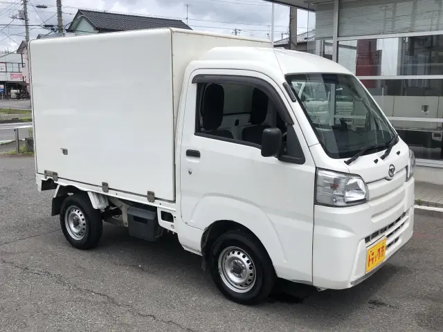 ダイハツ ハイゼットトラック EBD-S500P(2WD)の写真4