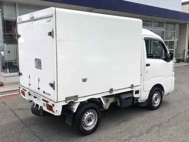 ダイハツ ハイゼットトラック EBD-S500P(2WD)の写真6