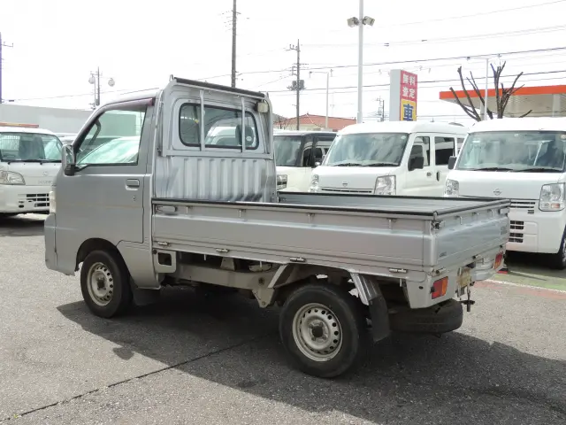 ダイハツ ハイゼットトラック EBD-S211P(4WD)の写真10
