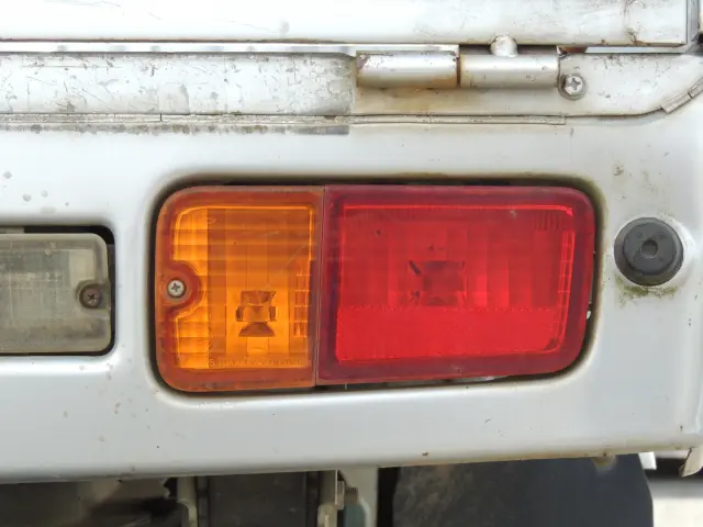 ダイハツ ハイゼットトラック EBD-S211P(4WD)の写真19