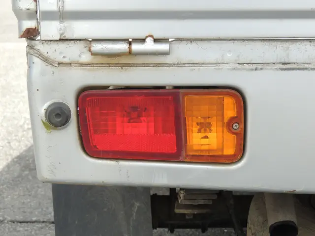 ダイハツ ハイゼットトラック EBD-S211P(4WD)の写真20