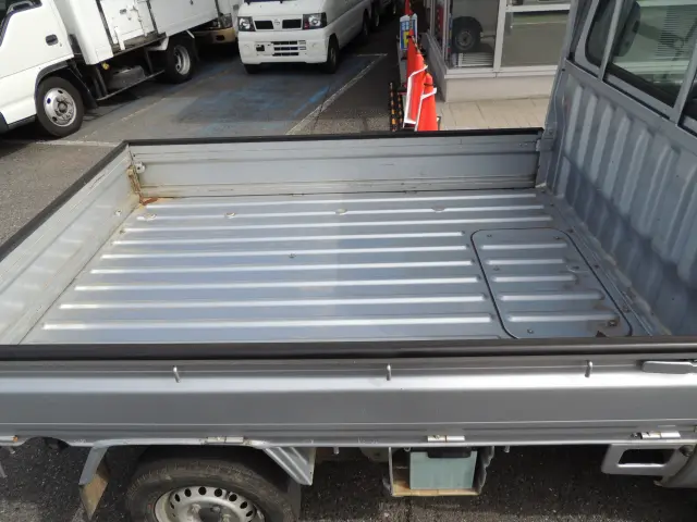 ダイハツ ハイゼットトラック EBD-S211P(4WD)の写真37