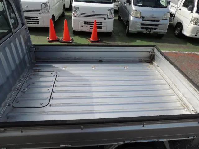 ダイハツ ハイゼットトラック EBD-S211P(4WD)の写真45