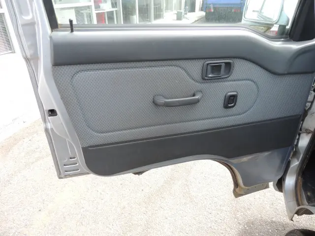 ダイハツ ハイゼットトラック EBD-S211P(4WD)の写真50