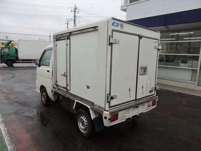 ダイハツ ハイゼットトラック TE-S200P(2WD)の写真9