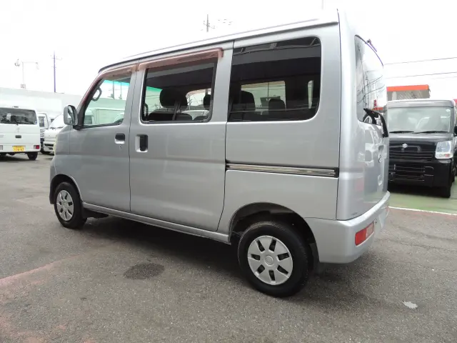 ダイハツ ハイゼットバン EBD-S321V(2WD)の写真20