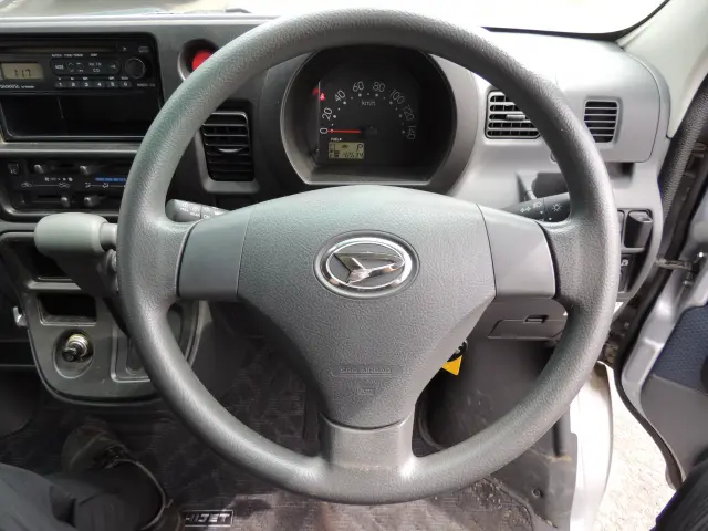 ダイハツ ハイゼットバン EBD-S321V(2WD)の写真31