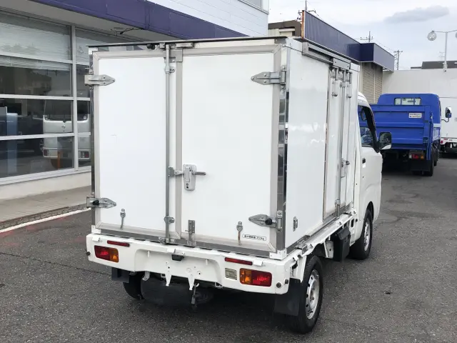 ダイハツ ハイゼットトラック EBD-S510P(4WD)の写真7