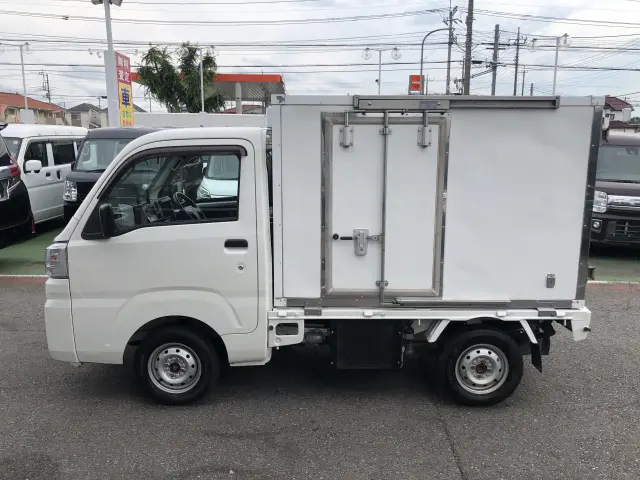 ダイハツ ハイゼットトラック EBD-S510P(4WD)の写真11