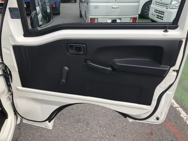ダイハツ ハイゼットトラック EBD-S510P(4WD)の写真24