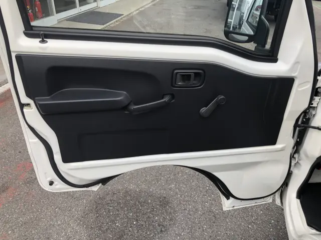 ダイハツ ハイゼットトラック EBD-S510P(4WD)の写真27