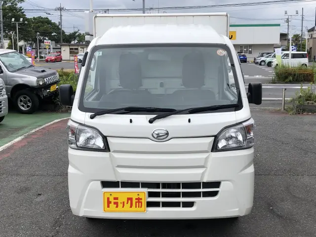 ダイハツ ハイゼットトラック EBD-S500P(2WD)の写真2
