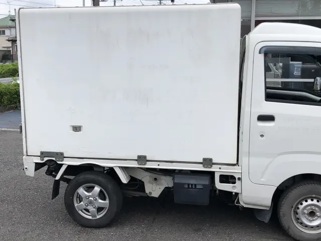 ダイハツ ハイゼットトラック EBD-S500P(2WD)の写真7