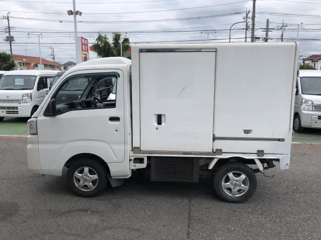 ダイハツ ハイゼットトラック EBD-S500P(2WD)の写真13