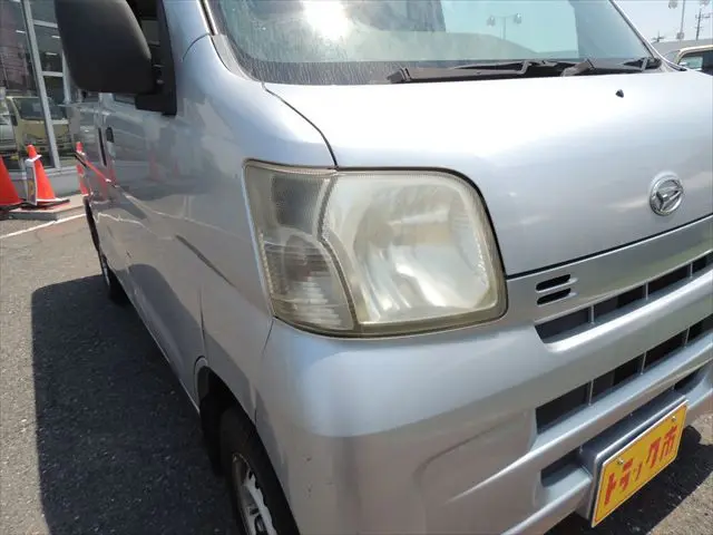 ダイハツ ハイゼットバン EBD-S321V(2WD)の写真3