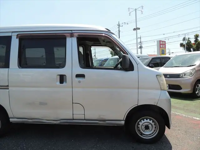 ダイハツ ハイゼットバン EBD-S321V(2WD)の写真14
