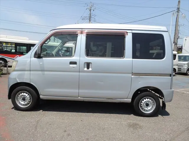 ダイハツ ハイゼットバン EBD-S321V(2WD)の写真22